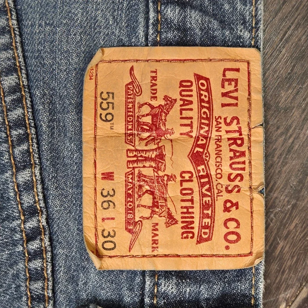 Vintage Y2K Levis 559 Denim Jeans 36x30  Distressed Relaxed Straight Hi-rise